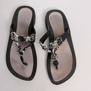 Grandco sandals black size 9
